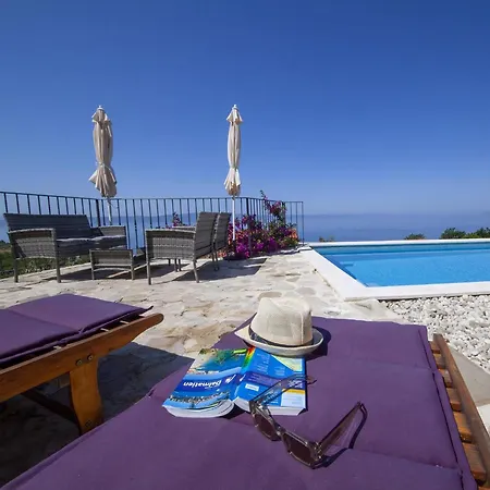 Holiday home Wunderschoene Steinvilla Mit Tollem Ausblick Podgora